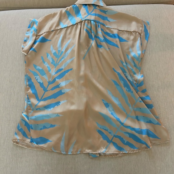 Bululu Resort Wear Sleeveless Silk Button Up Shirt - Picture 5 of 5